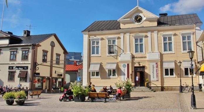 Rådhustorget i Piteå Rådhustorget i Piteå